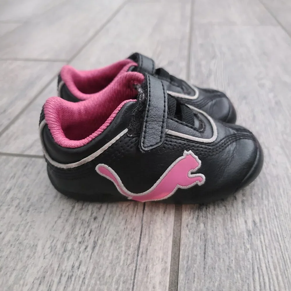 Puma Toddler Sneakers Black Pink Hook & Loop Size 4 baby infant